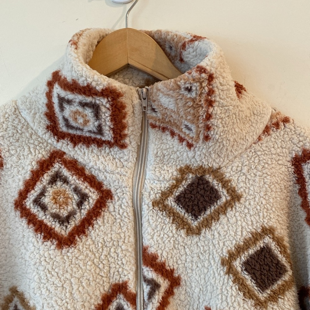 Weekending Aztec Geometric Pattern Fleece Cozy Zi… - image 4